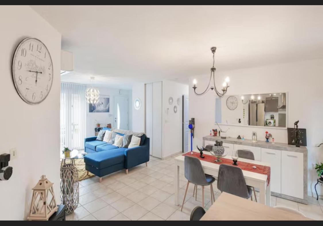 Chambre Zen Saint-Medard-de-Guizieres ภายนอก รูปภาพ